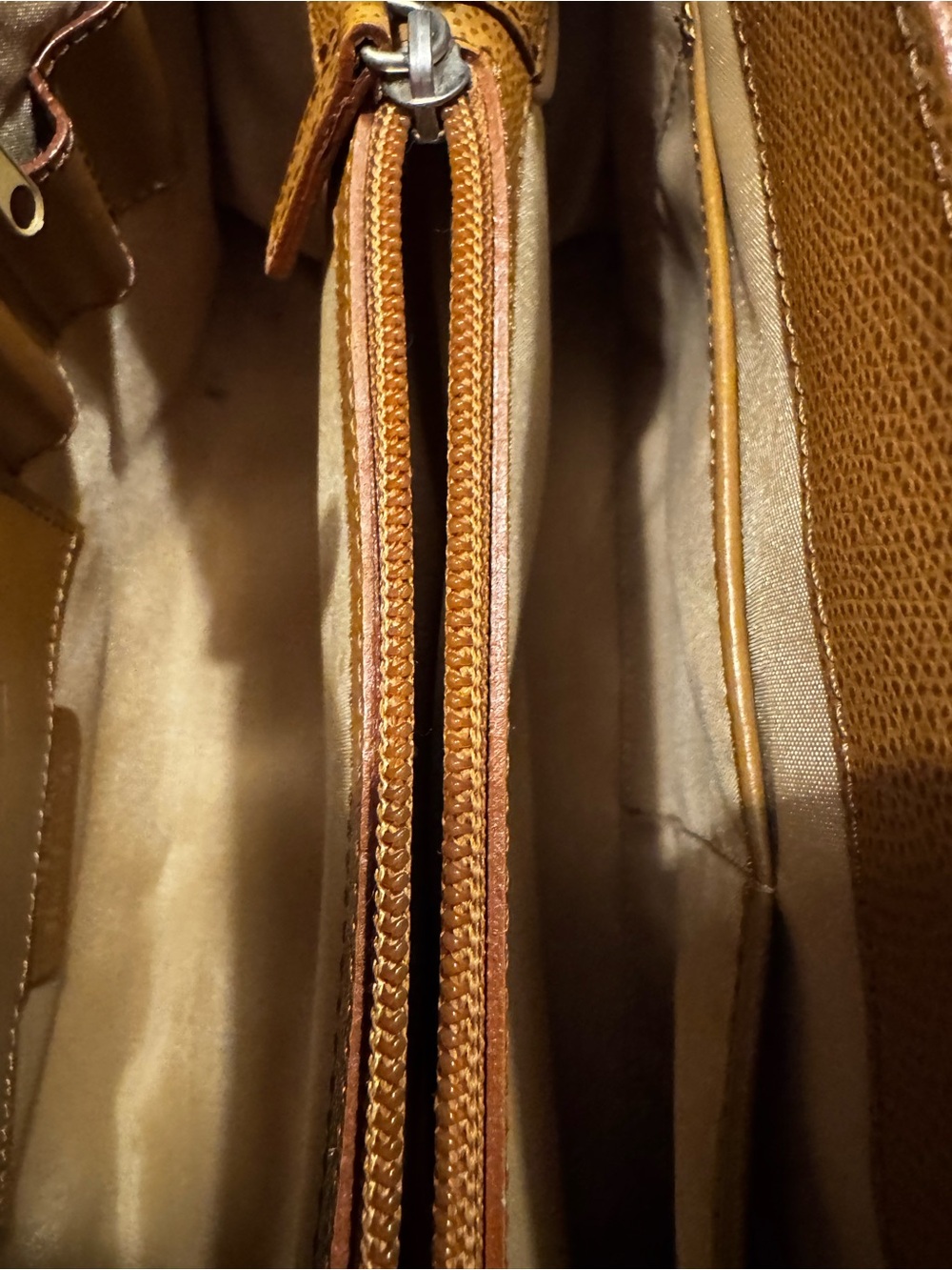 Made in Italy Nordstrom Tan Genuine Leather Tote with Circular Metal Accent - Picture 13 of 14